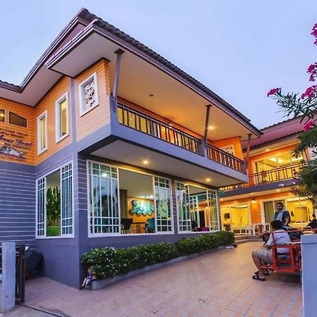 The Harbor Front เกาะล้าน Hotel Kültér fotó
