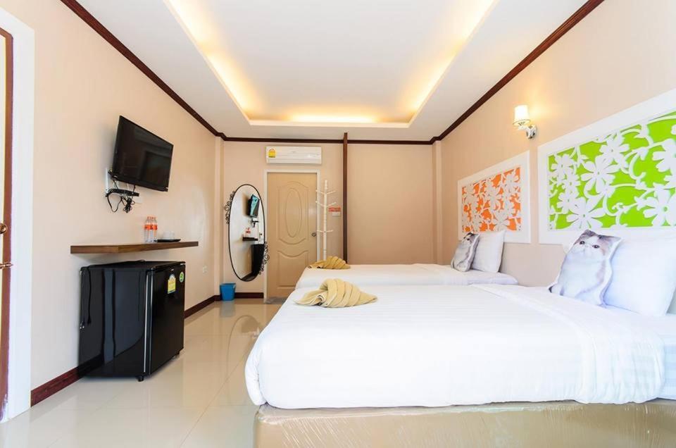 The Harbor Front เกาะล้าน Hotel Kültér fotó